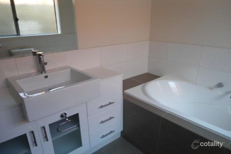 Property photo of 2/32 Cedar Street Thomastown VIC 3074