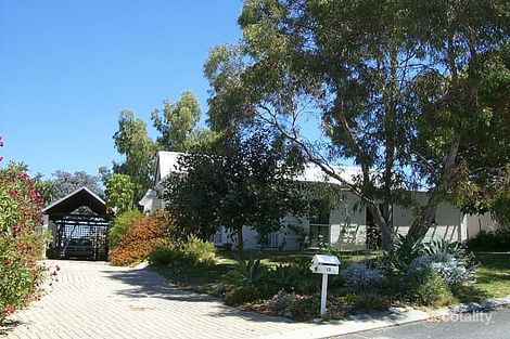 13 Castlemain Hts, Leeming, WA 6149