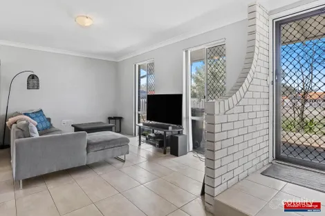 Property photo of 21 Chisham Avenue Parmelia WA 6167