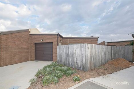 Property photo of 86 Oodgeroo Avenue Franklin ACT 2913