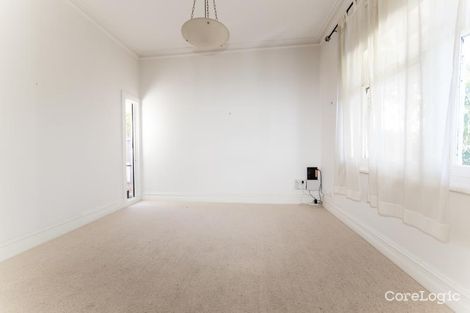 Property photo of 12 Bell Street Seddon VIC 3011