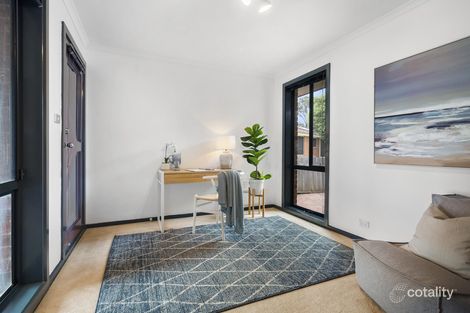 Property photo of 17 Bunburung Close Ngunnawal ACT 2913