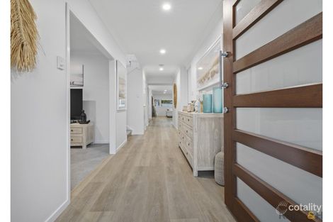 Property photo of 8 Terrigal Street Pottsville NSW 2489