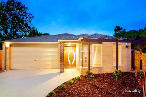 9 Winchcombe Way, Cranbourne North, VIC 3977