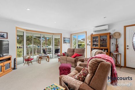 Property photo of 16 Fairway Drive Kingston TAS 7050