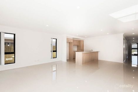 Property photo of 13 Ward Street Flinders View QLD 4305