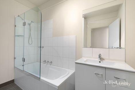 Property photo of 10 Andrews Street Eltham VIC 3095