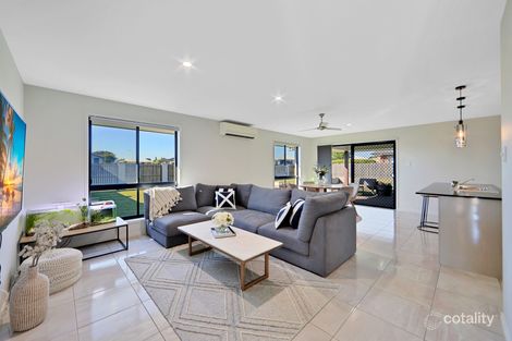 15 Yates Ct, Kepnock, QLD 4670