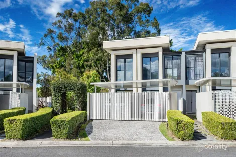 163 North Hill Dr, Robina, QLD 4226