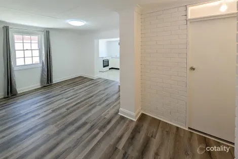 Property photo of 121 Stewart Street Bathurst NSW 2795