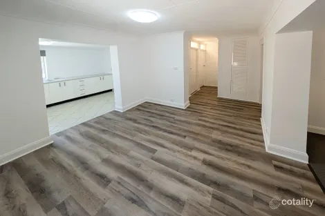 Property photo of 121 Stewart Street Bathurst NSW 2795