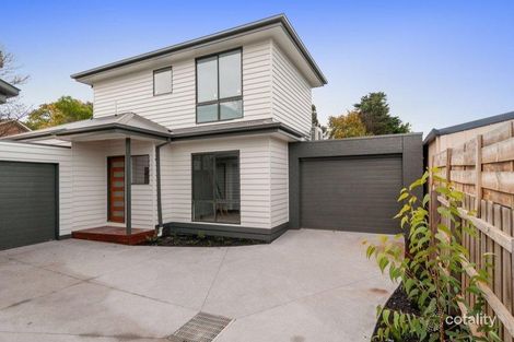 11 Mountain View Rd, Kilsyth, VIC 3137