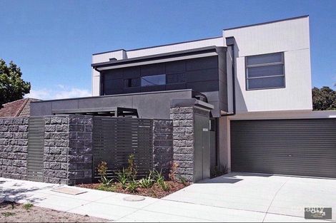 2/2 Jasper Rd, Bentleigh, VIC 3204