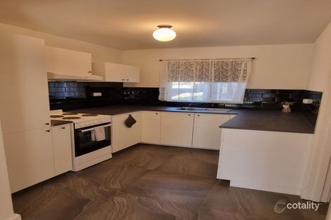 2/5 Carlisle St, Shoalwater, WA 6169