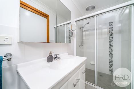 Property photo of 123 Undurra Drive Glenfield Park NSW 2650