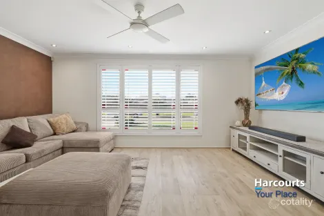 Property photo of 21 Paradise Close Plumpton NSW 2761