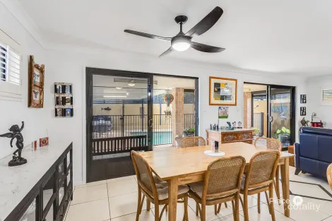 Property photo of 39 Wendy Crescent Clontarf QLD 4019