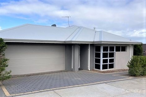 Property photo of 14A Ravenswood Drive Nollamara WA 6061