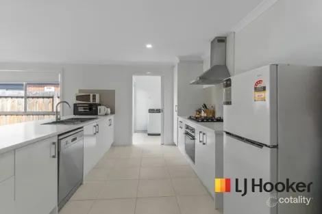 Property photo of 15 Hilda Drive Brookfield VIC 3338