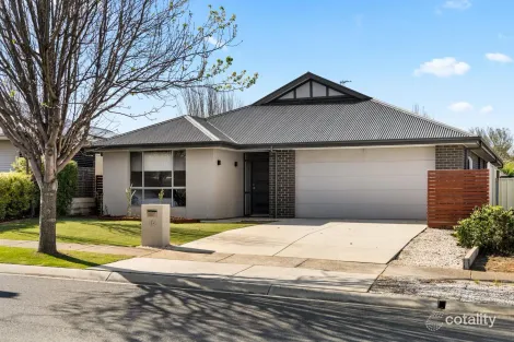 16 Davey St, Strathalbyn, SA 5255