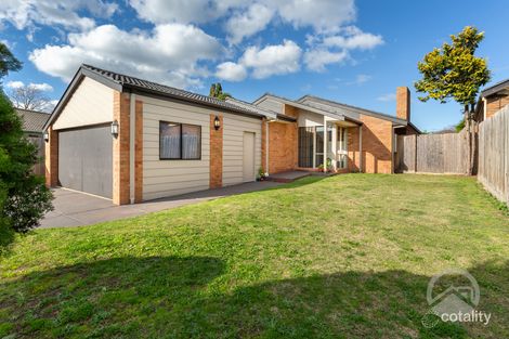 Property photo of 2 Kinta Close Berwick VIC 3806