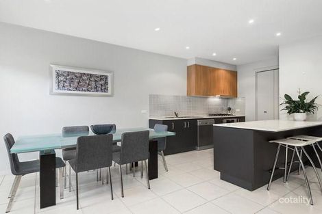 Property photo of 17 Pottage Circuit Macleod VIC 3085