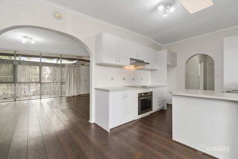 Property photo of 8 Derna Crescent Frankston VIC 3199