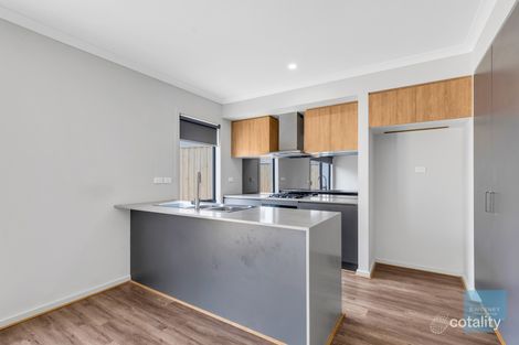 Property photo of 5 Pigato Crescent Deanside VIC 3336