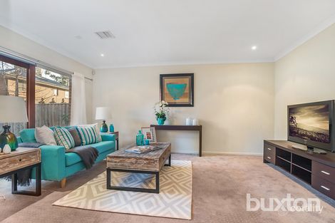 Property photo of 15 Edgewater Drive Keysborough VIC 3173