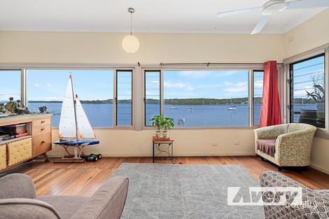 Property photo of 92 Kilaben Road Kilaben Bay NSW 2283