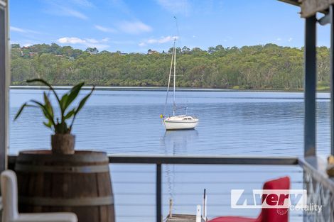 Property photo of 92 Kilaben Road Kilaben Bay NSW 2283