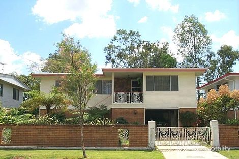 275 Elphinstone St, Koongal, QLD 4701