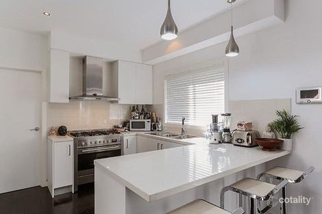 Property photo of 2/42 Cypress Avenue Brooklyn VIC 3012