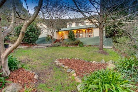 30 Kia-Ora Pde, Ferntree Gully, VIC 3156