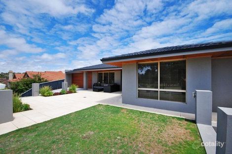 Property photo of 62 Flinders Avenue Hillarys WA 6025