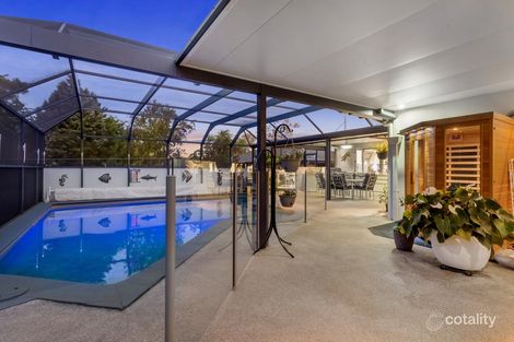 77 Flockton St, Stafford Heights, QLD 4053