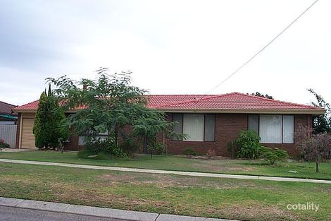Property photo of 32 Denham Way Thornlie WA 6108