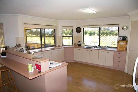 Property photo of 7 Bernard Court Highfields QLD 4352