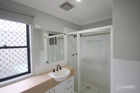 2/125 Benowa Rd, Southport, QLD 4215