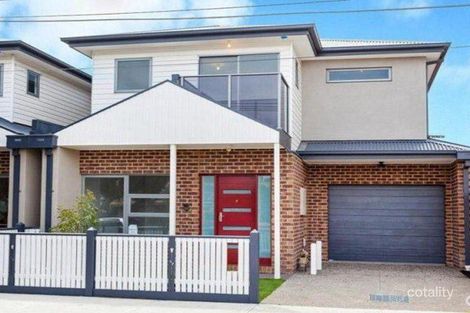 15 Maddox Rd, Newport, VIC 3015