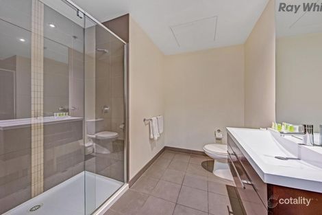 Property photo of 905/283 City Road Southbank VIC 3006
