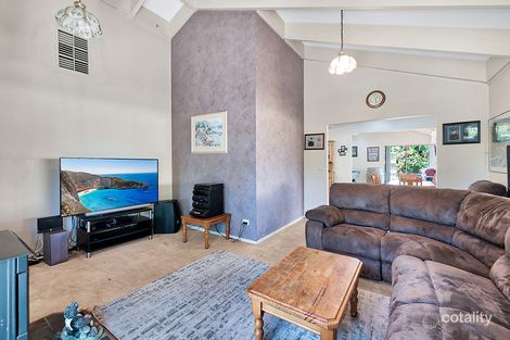 Property photo of 14 Cumquat Court Cranbourne North VIC 3977