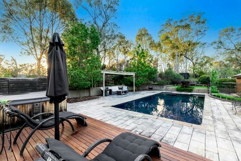 Property photo of 11 Yarra Hill Close Lower Plenty VIC 3093