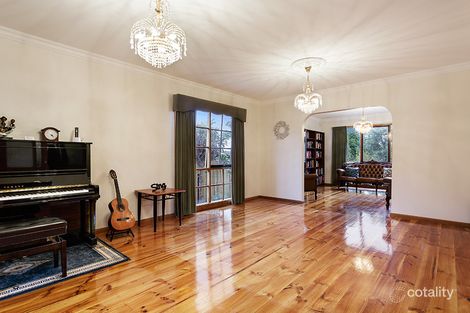 Property photo of 44 Kenross Drive Wheelers Hill VIC 3150