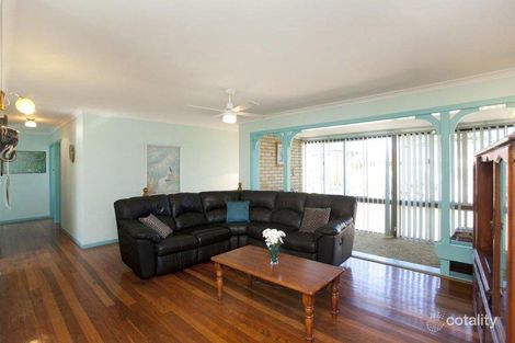 Property photo of 33 Dirkala Street Mansfield QLD 4122