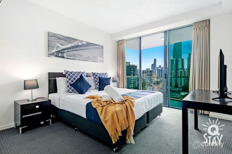 Property photo of 1004/18 Fern Street Surfers Paradise QLD 4217