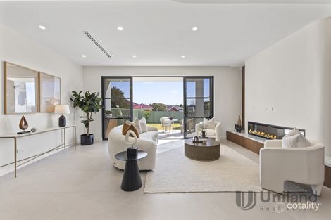 19a Northcott St, North Ryde, NSW 2113