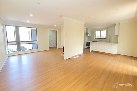 Property photo of 6 Ryde Place St Johns Park NSW 2176