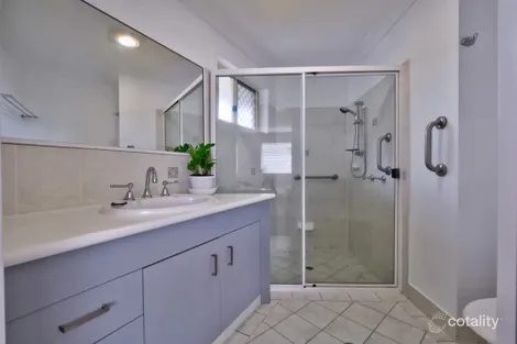 Property photo of 75 Kingfisher Parade Toogoom QLD 4655