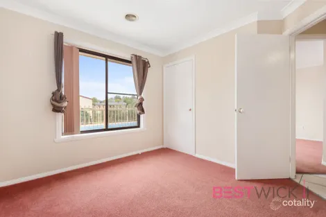 Property photo of 29 Ussher Crescent Windradyne NSW 2795
